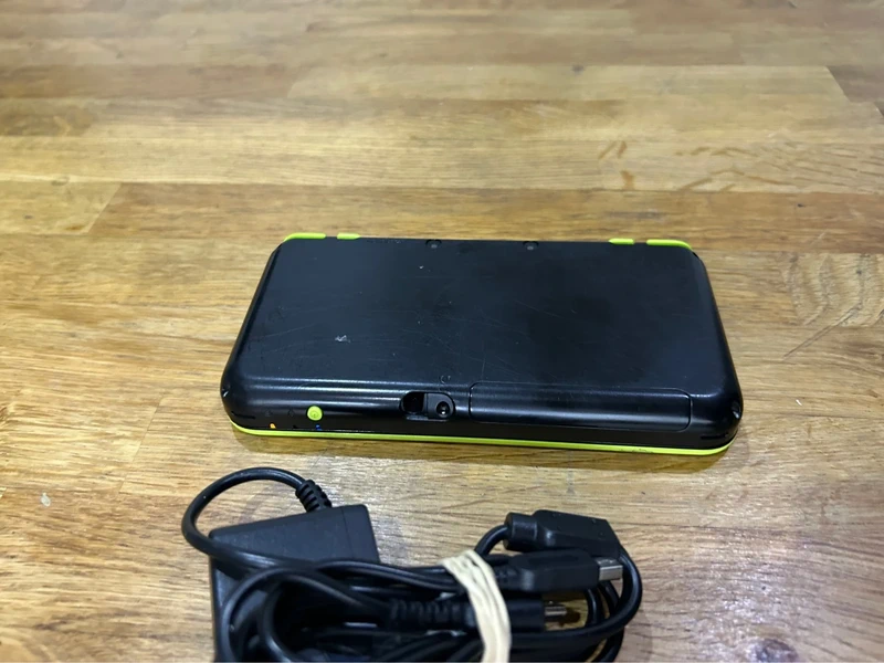 Console Nintendo NEW 2DS lime Green Grade A - Image 7